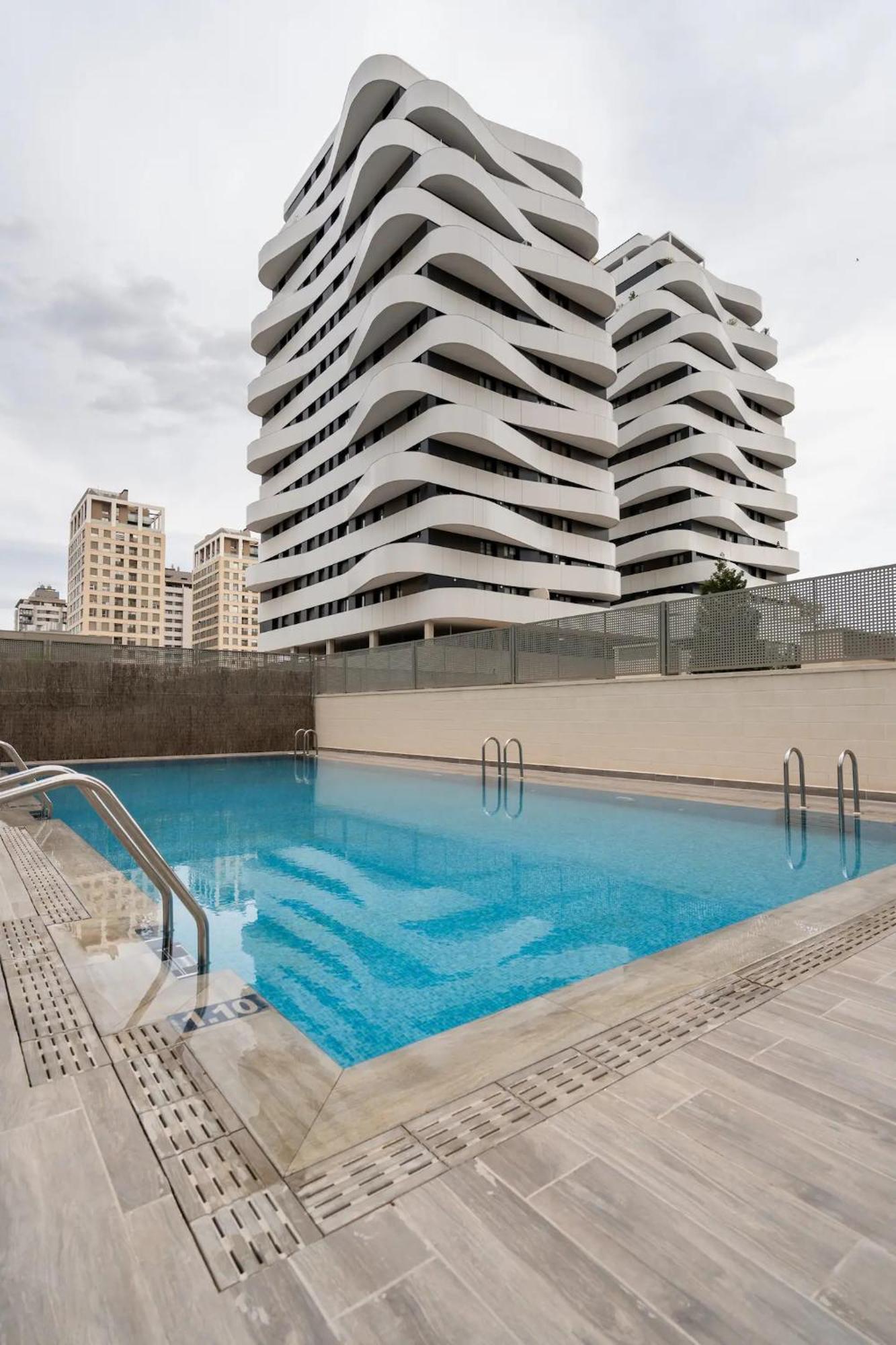 Werentvlc - Espectacular Duplex Terraza Y Piscina Lägenhet Valencia Exteriör bild